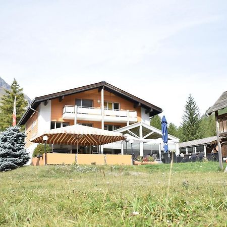 Restaurant & Hostel Hole In One Randa Luaran gambar